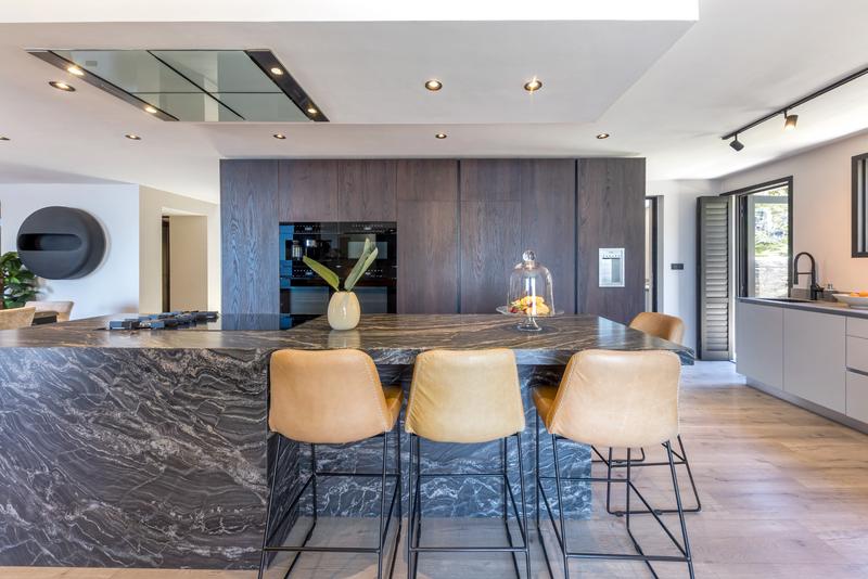 To Let 5 Bedroom Property for Rent in Camps Bay Western Cape